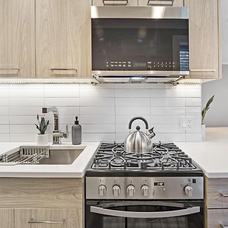 שיקגו Sophisticated Studio Apartment With Modern Kitchen - Oakdale Od2 Rep מראה חיצוני תמונה