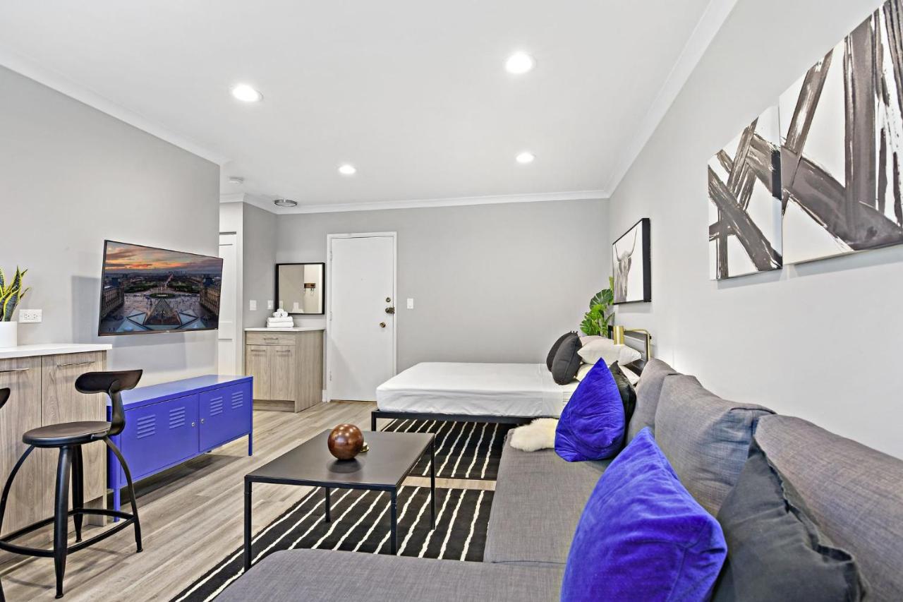 שיקגו Sophisticated Studio Apartment With Modern Kitchen - Oakdale Od2 Rep מראה חיצוני תמונה