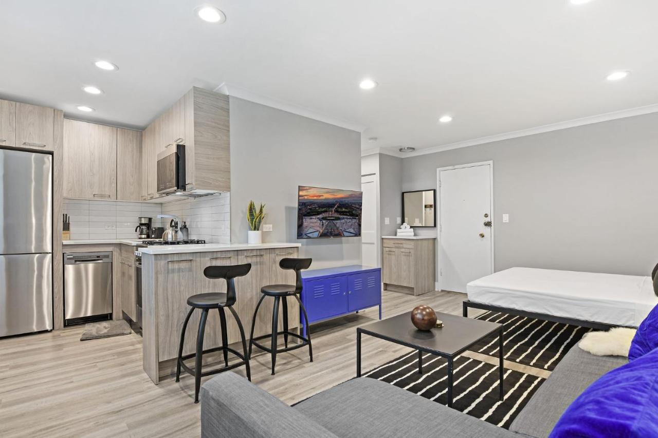 שיקגו Sophisticated Studio Apartment With Modern Kitchen - Oakdale Od2 Rep מראה חיצוני תמונה