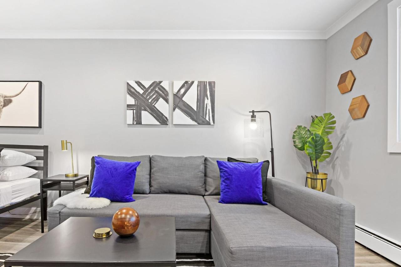 שיקגו Sophisticated Studio Apartment With Modern Kitchen - Oakdale Od2 Rep מראה חיצוני תמונה